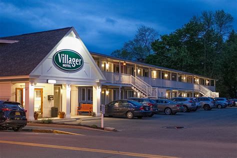 villager hotel bar harbor.
